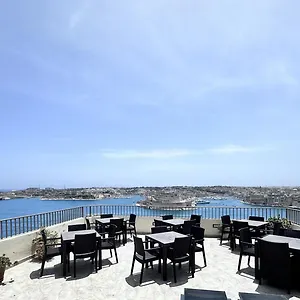 ** Hotel Grand Harbour Malta